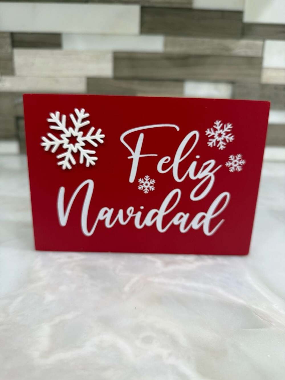 Feliz Navidad Red Snowflake Decor